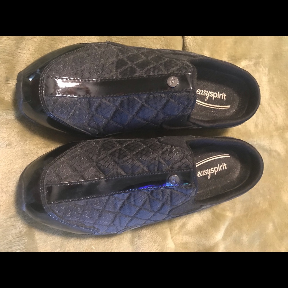 Easy Spirit, black quilted clogs, 9.5